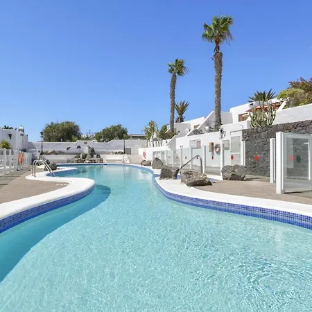 شقة Puerto Chico 3 *